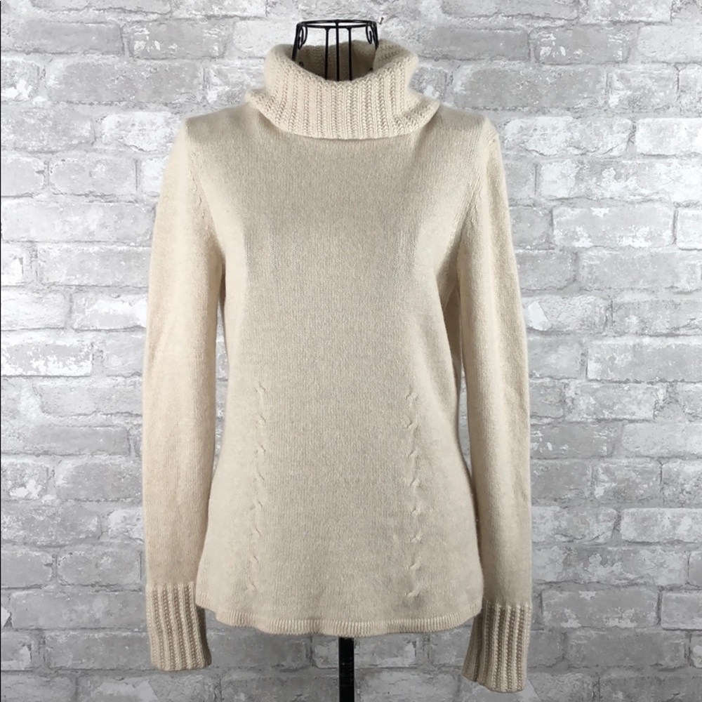 EUC Cashmere Turtleneck cream size small